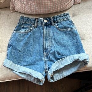 Zara 00 high waisted jean shorts